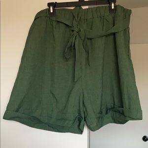 SHEIN GREEN paper bag shorts